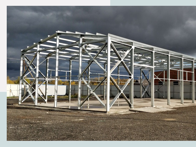 Двускатные ангары в Балаково от 611 руб. за квадрат