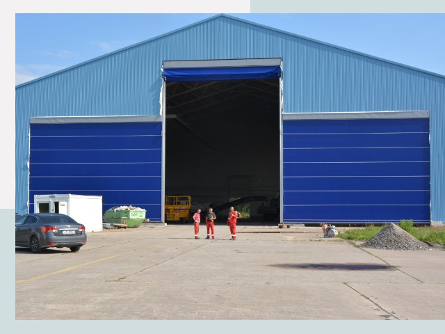 Ангарные ворота в Балаково от СтальСтрой-Блк по цене 611 руб.